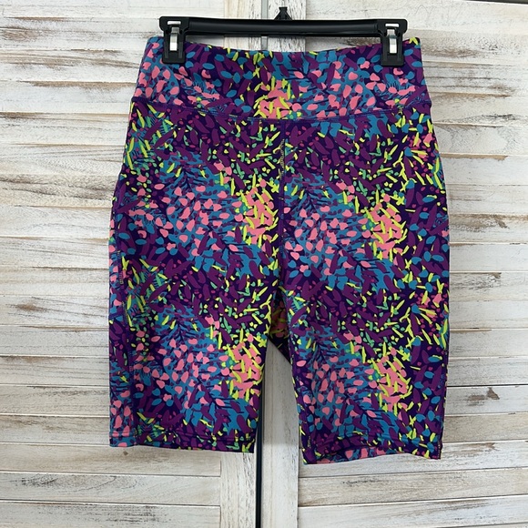 Pop Fit Pocket Legging Bike Shorts - Picture 2 of 4